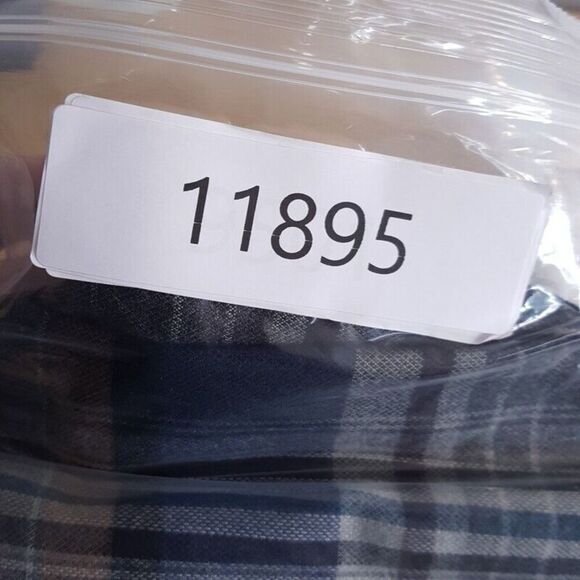 BLOOMINGDALES Mens Shirt Medium Blue Plaid Button Up Flannel Casual Pocket - Picture 7 of 7